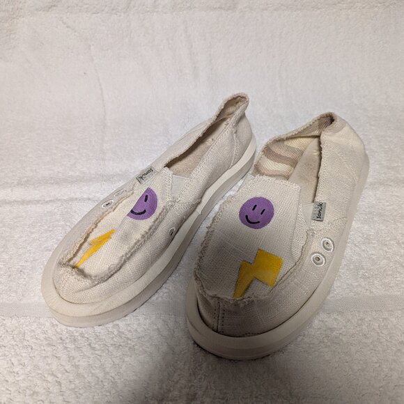 Sanuk shoes - Picture 1 of 1